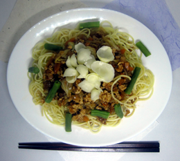 ゆり根の鶏ミートソースパスタ